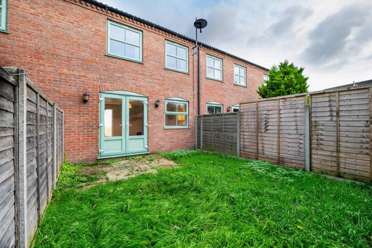 Willa Stunning 3 Bed With Parking & Garden Market Rasen Zewnętrze zdjęcie